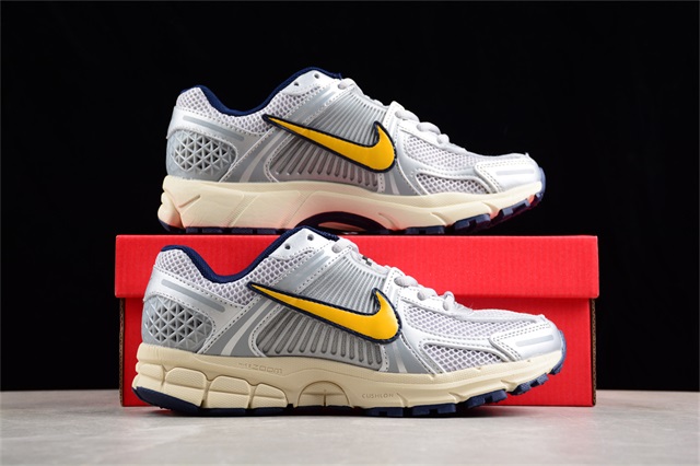 men air ZOOM VOMERO V5 shoes 2023-12-18-015